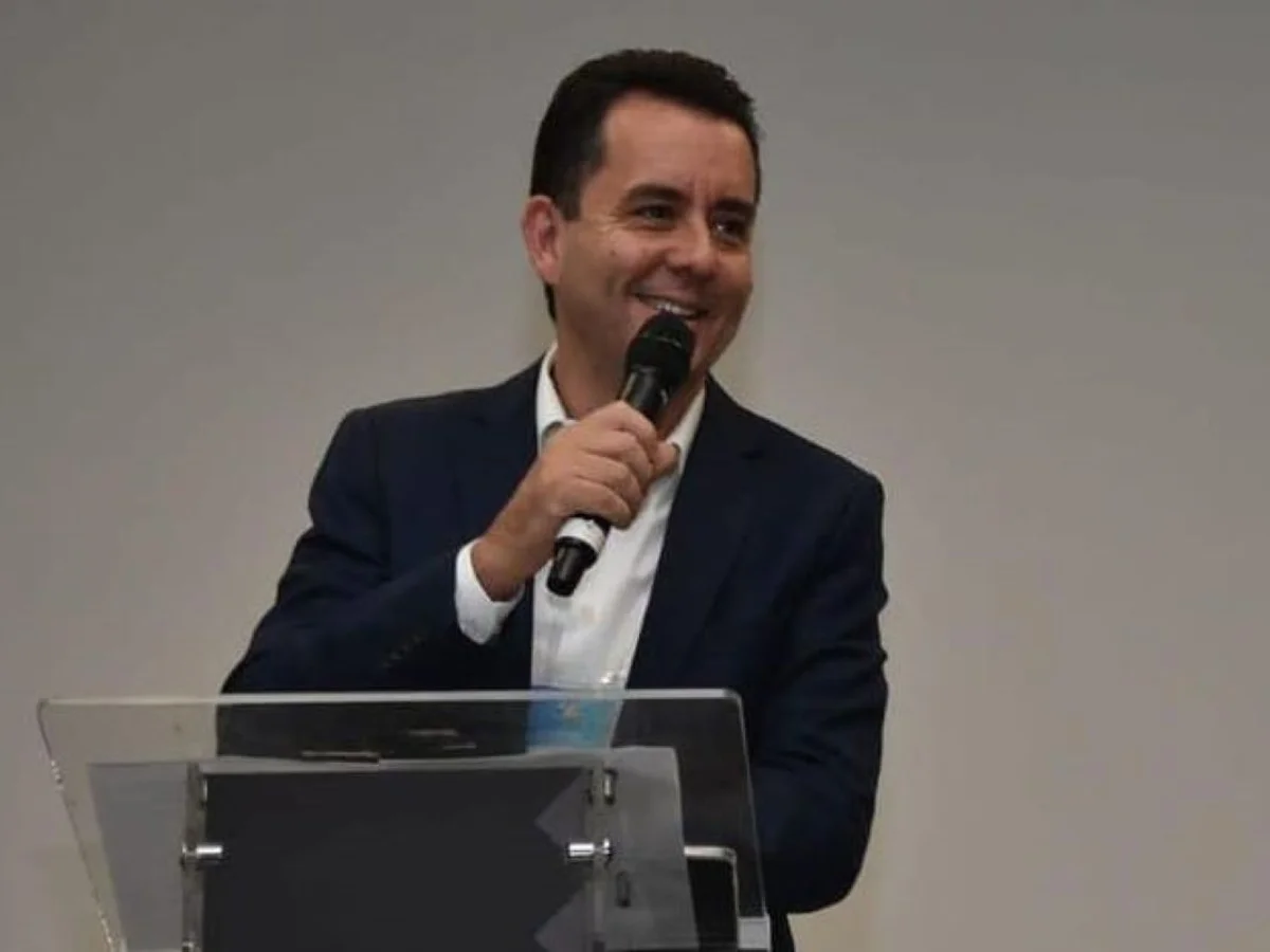 Filho de Mario Covas pede expulsão do presidente do PSDB de SP