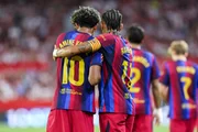 Raphinha marca três gols contra o Sevilla