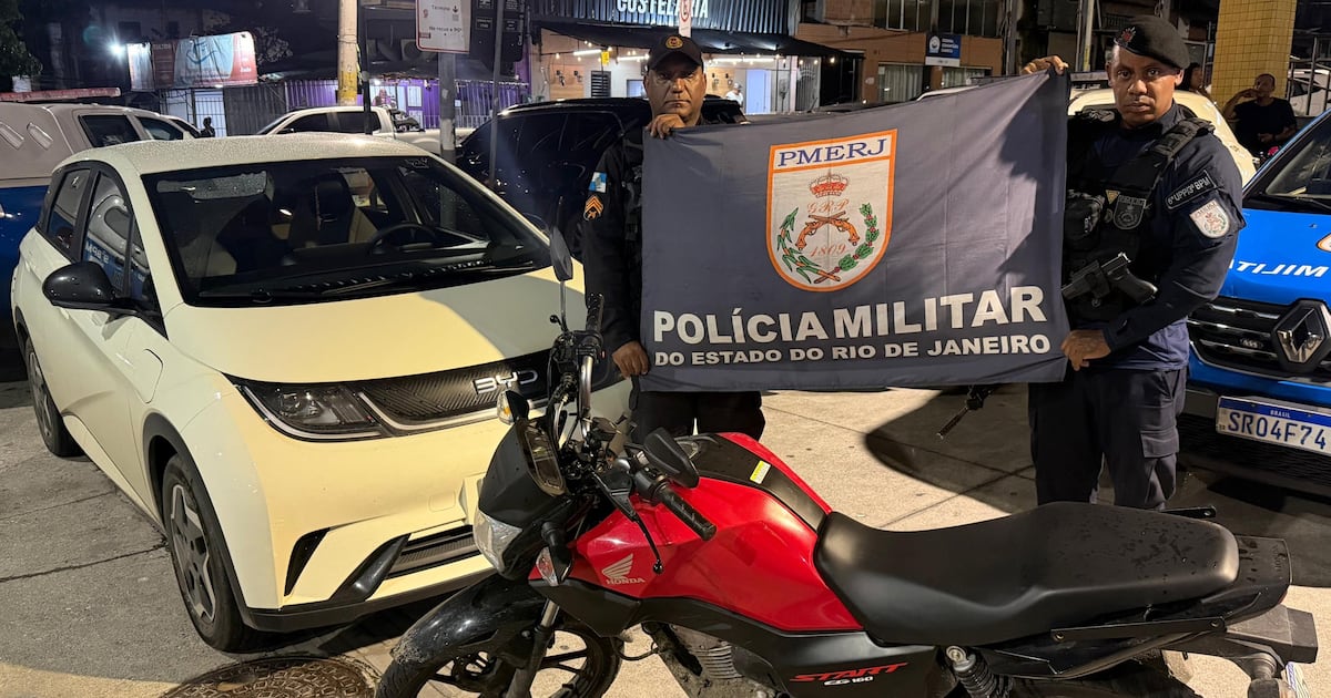 Traficante da Serrinha é preso pela PM com arma e carro roubado em Cavalcanti, no Rio