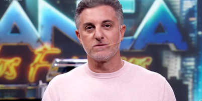 Luciano Huck manda recado para Lito Sousa no Domingão Foto: Reprodução/Globo