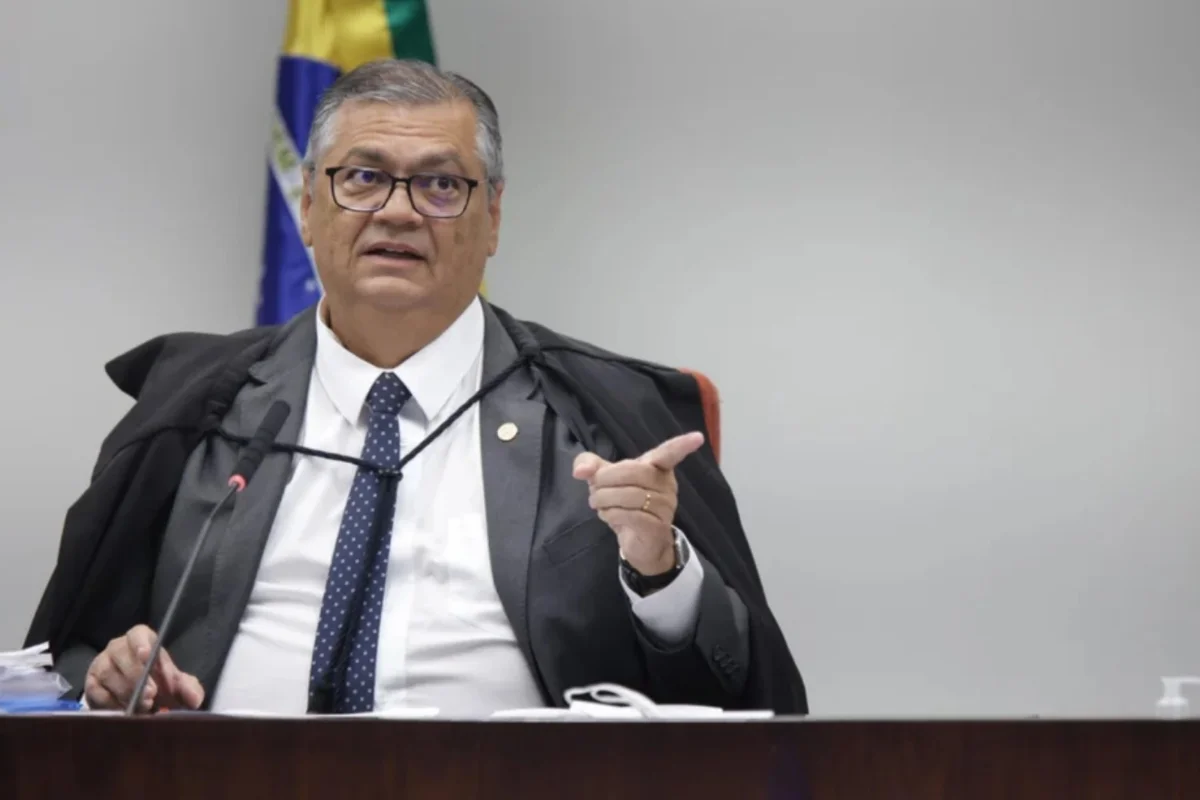 Dark Horse: Dino determina entrega de celulares de investigados à PF
