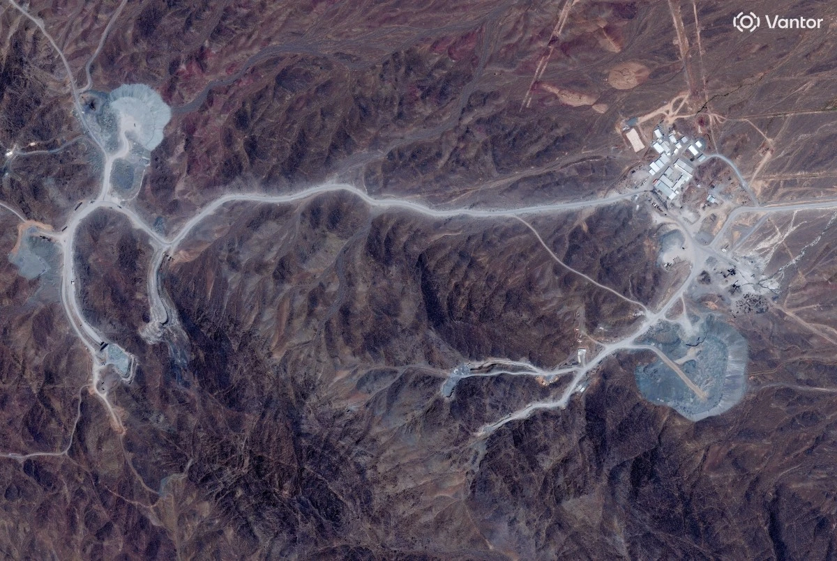 Crianças palestinas retornam às escolas em Gaza devastada pela guerra