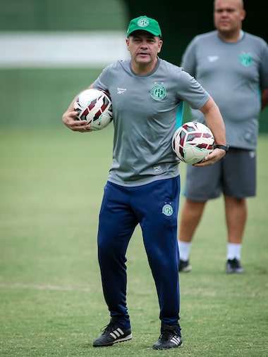 Criciúma anuncia técnico por empréstimo após saída de Baptista para o Inter