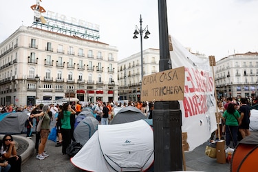 As imagens do acampamento na Puerta del Sol em Madri para protestar contra a crise habitacional