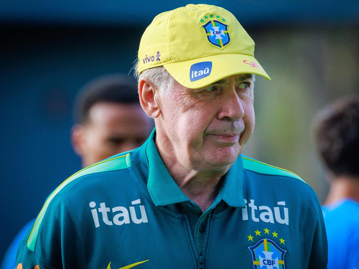Escalação da seleção: Ancelotti deve abandonar esquema e usar Raphinha de centroavante