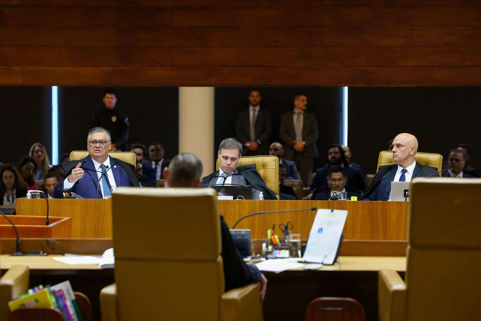 Flávio Dino, André Mendonça e Alexandre de Moraes; os três protagonizaram momentos tensos na Corte