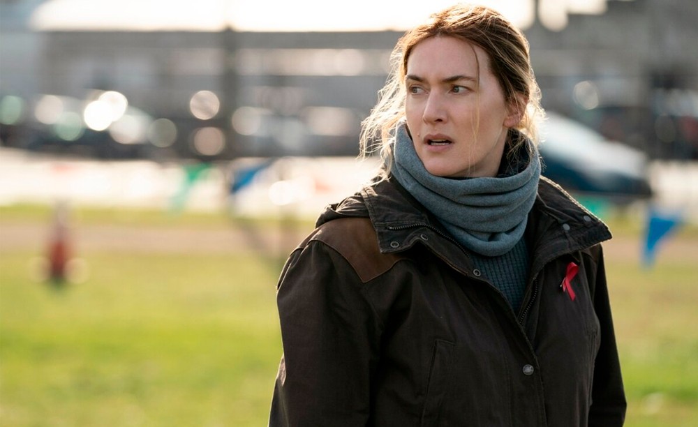 A atriz Kate Winslet deu vida à personagem Mare Sheehan na produção Mare of Easttown — Foto: Reprodução/HBO