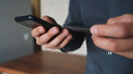 Máfia dos Celulares: criminosos movimentaram quase meio bilhão de reais, segundo MP