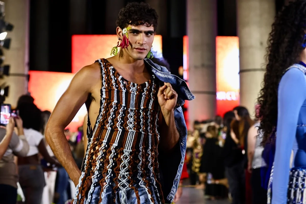Metrópoles Catwalk conclui edição com Petzold 1981, Lago e Vitor Cunha