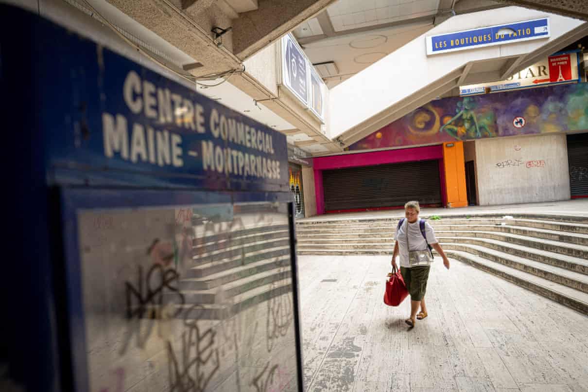 Alto, escuro e odiado: o plano de renovar 'o prédio mais feio de Paris' foi suspenso
