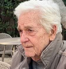 Bernard d’Ormale não reclama da queda no padrão de vida, mas se revolta contra o destino do patrimônio de Brigitte Bardot Foto: Reprodução/YouTube/LaProvence