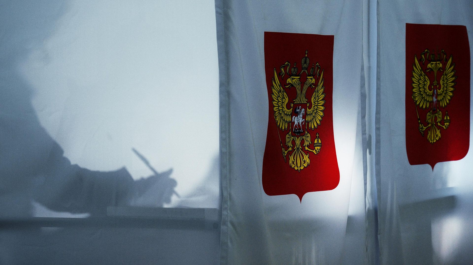 No Uzbequistão, em Tashkent, Samarcanda e Fergana, começou a votação nas eleições para a Duma Estatal