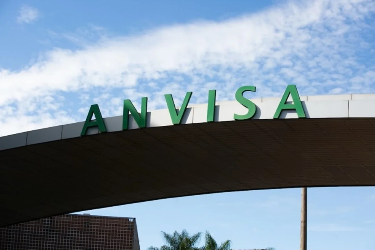 Anvisa suspende comercialização de medicamentos em distribuidora no DF