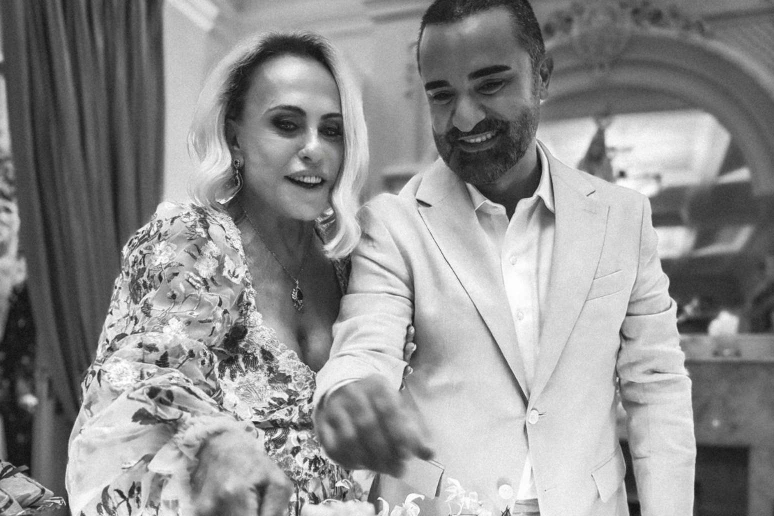 Ana Maria e Fabio Arruda se casam em cerim&ocirc;nia discreta