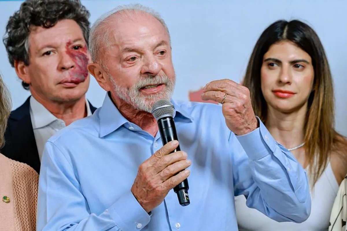Posts contra Lula seguem no ar após prazo de 3 horas dado por Nunes Marques