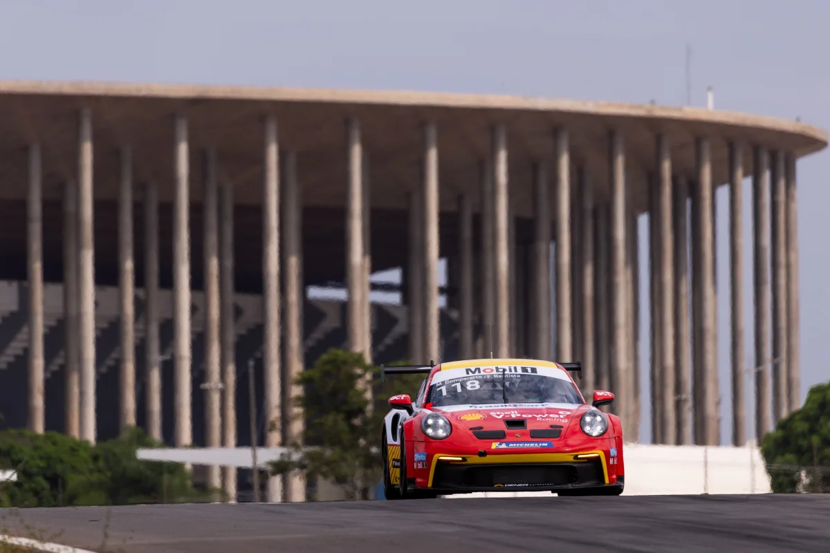 Veja como ficou o pódio da categoria Carrera na Porsche Cup em Brasília