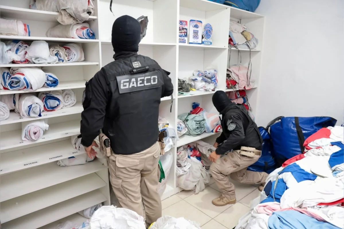 MP denuncia líderes de organizada do Bahia por tortura com taco e martelo