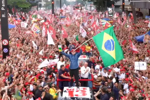AtlasIntel: Flávio tem 50,8% e Lula marca 49,2% em última pesquisa