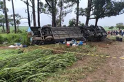 Acidente envolvendo ônibus de turismo deixa 5 mortos em Pato de Minas