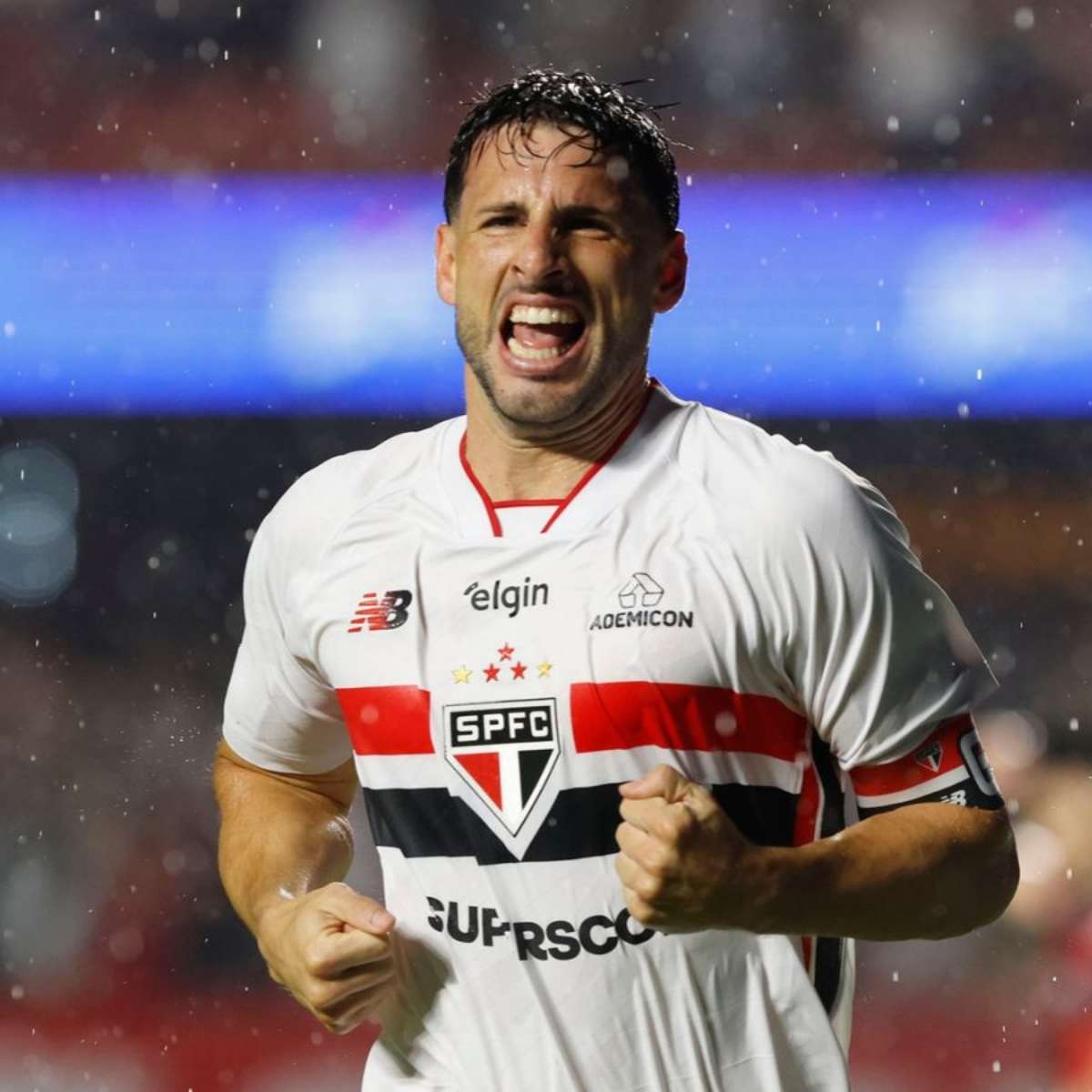 Jonathan Calleri decide, e São Paulo encerra sequência negativa no Brasileirão