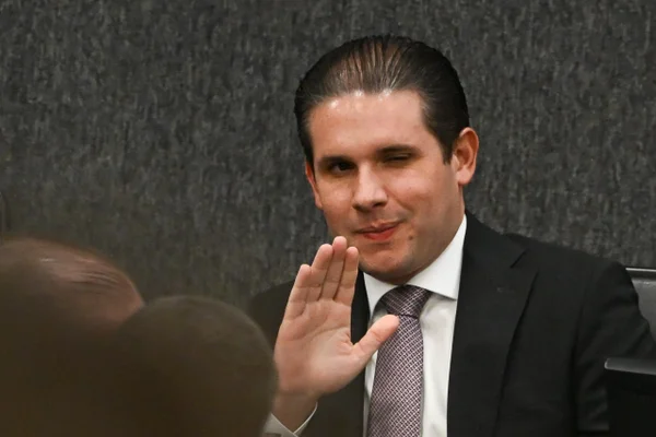 De mais votado em 2022, Hugo Motta perde 33 mil votos em 2026, na Paraíba - destaque galeria