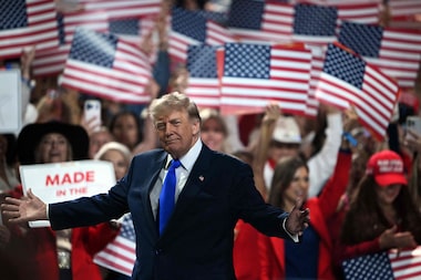 Trump celebra ‘grande vitória’ de Flávio Bolsonaro, mas prevê eleição ‘muito disputada’ no Brasil