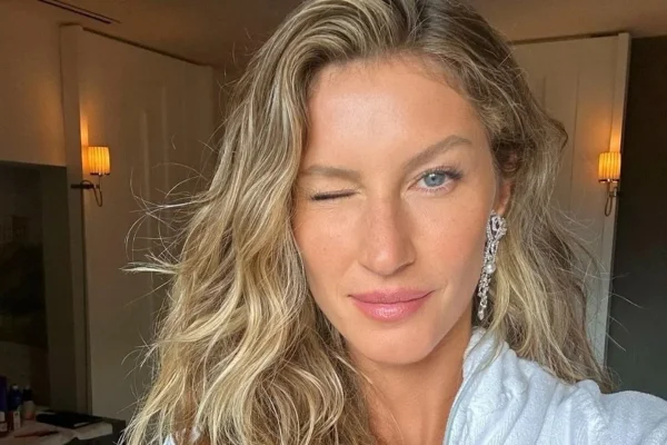 Fonte revela como Gisele Bündchen enxerga Tom Brady após 4 anos de divórcio