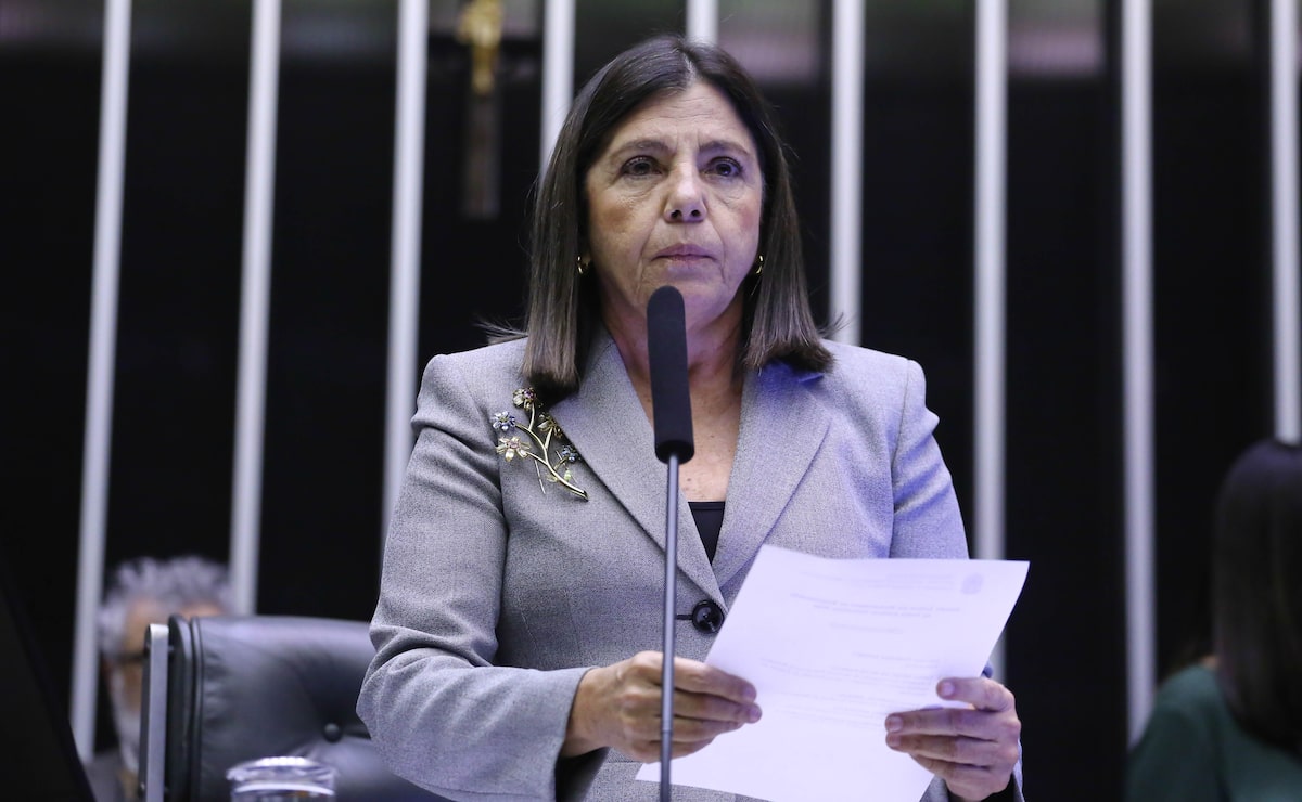 Com derrota de Roseana, família Sarney fica sem mandato pela primeira vez em 72 anos
