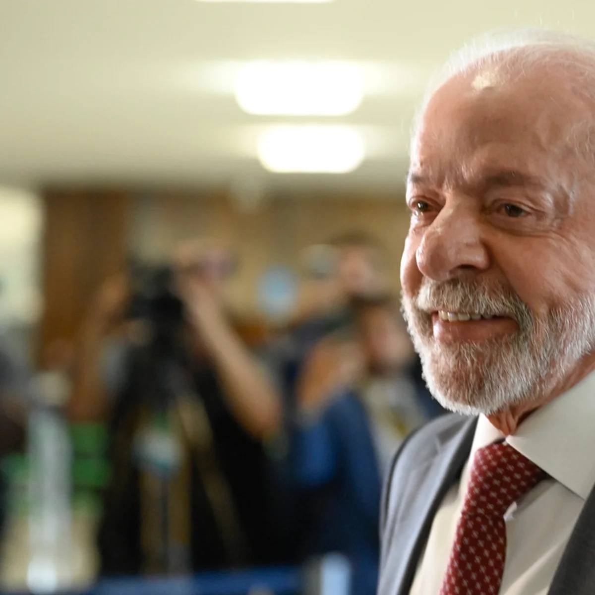 Na reta final, Lula reforça combate à abstenção e investe em pauta positiva