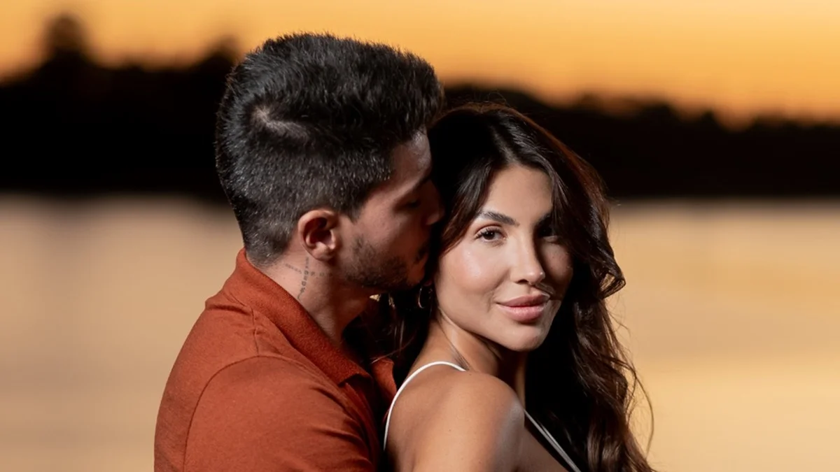 Jheny Santucci revela o nome da filha com Arthur Aguiar