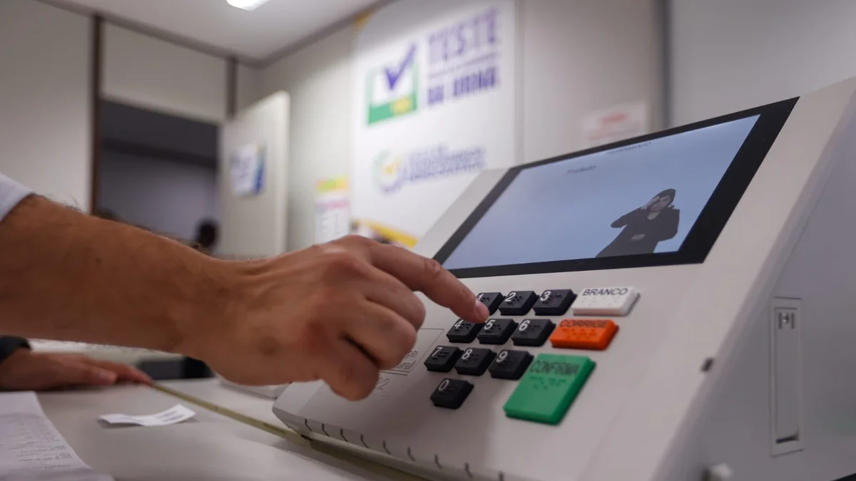 Saiba o que são votos válidos e por que eles aparecem nas pesquisas finais