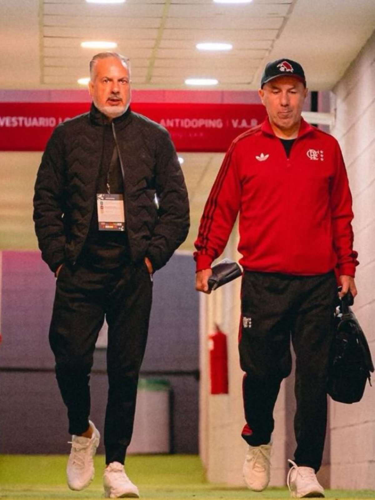 Por que Leonardo Jardim comparou o jogo do Flamengo contra o Estudiantes a rúgbi? Veja