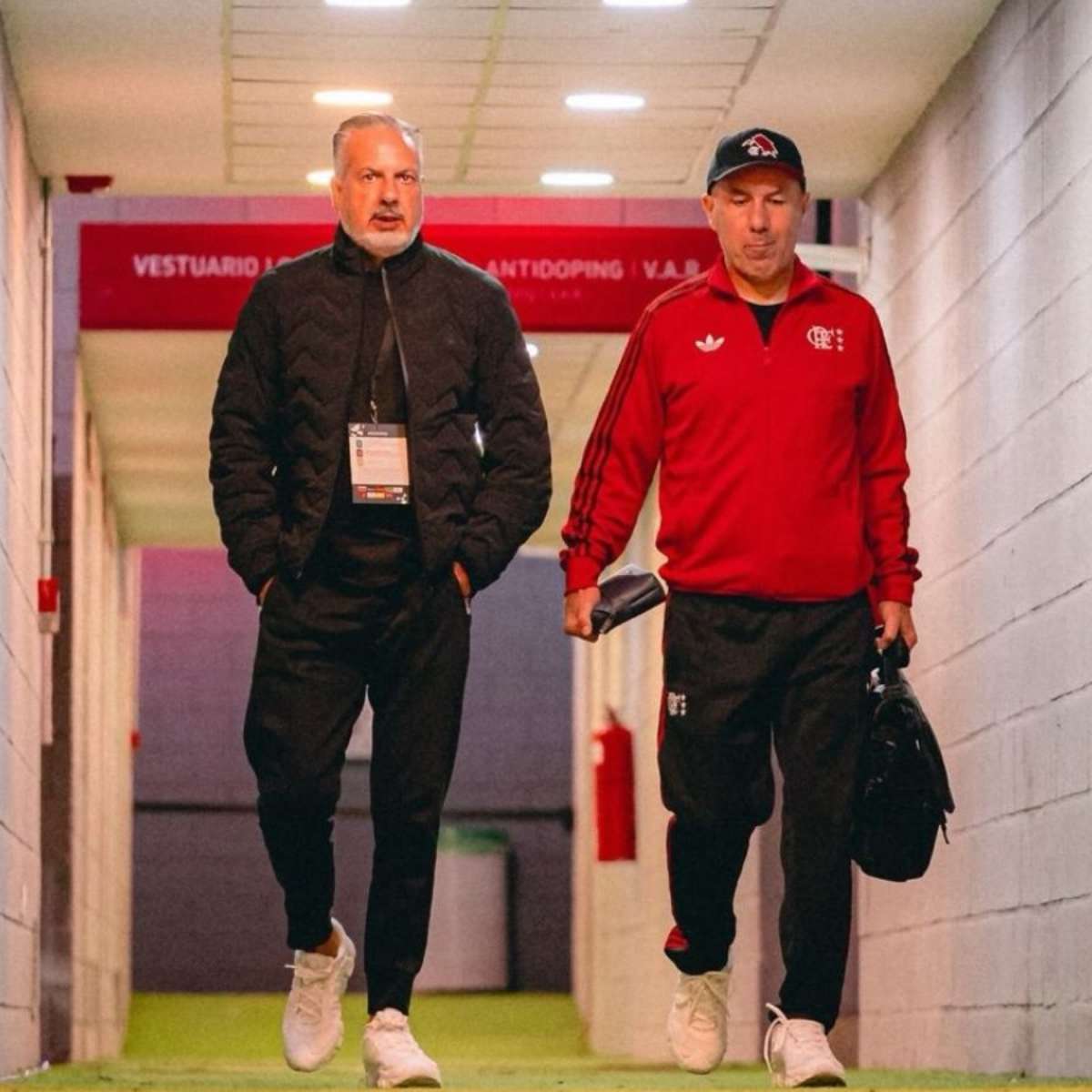 Por que Leonardo Jardim comparou o jogo do Flamengo contra o Estudiantes a rúgbi? Veja