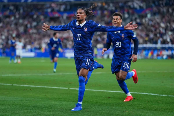 Olise, Doué e Cherki comandam triunfo da França contra a Bélgica na Nations