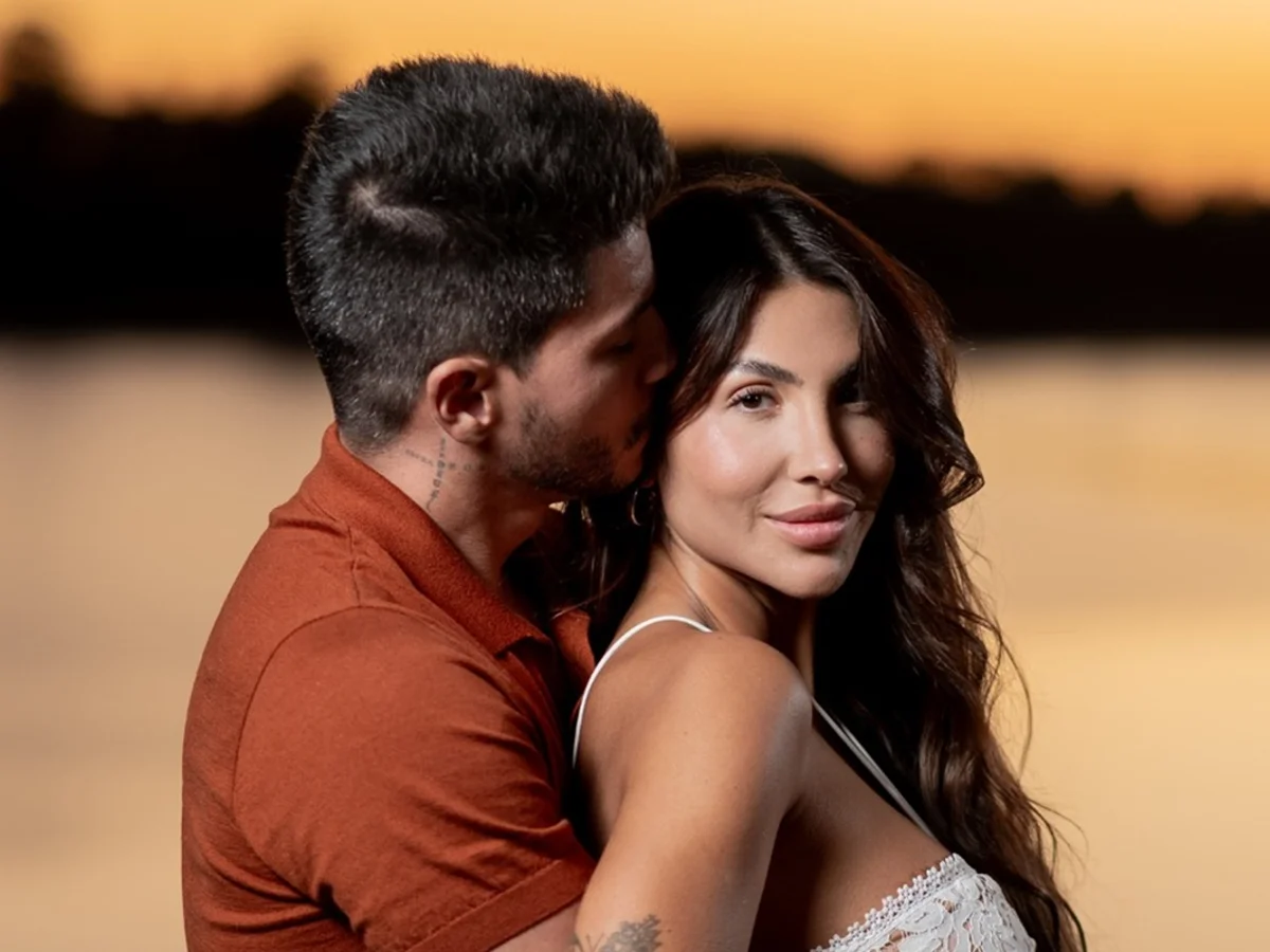 Jheny Santucci revela o nome da filha com Arthur Aguiar