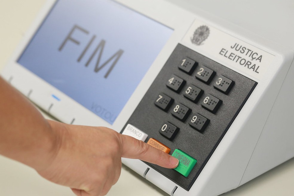 Voto em trânsito no 2º turno: veja onde votar e como funciona