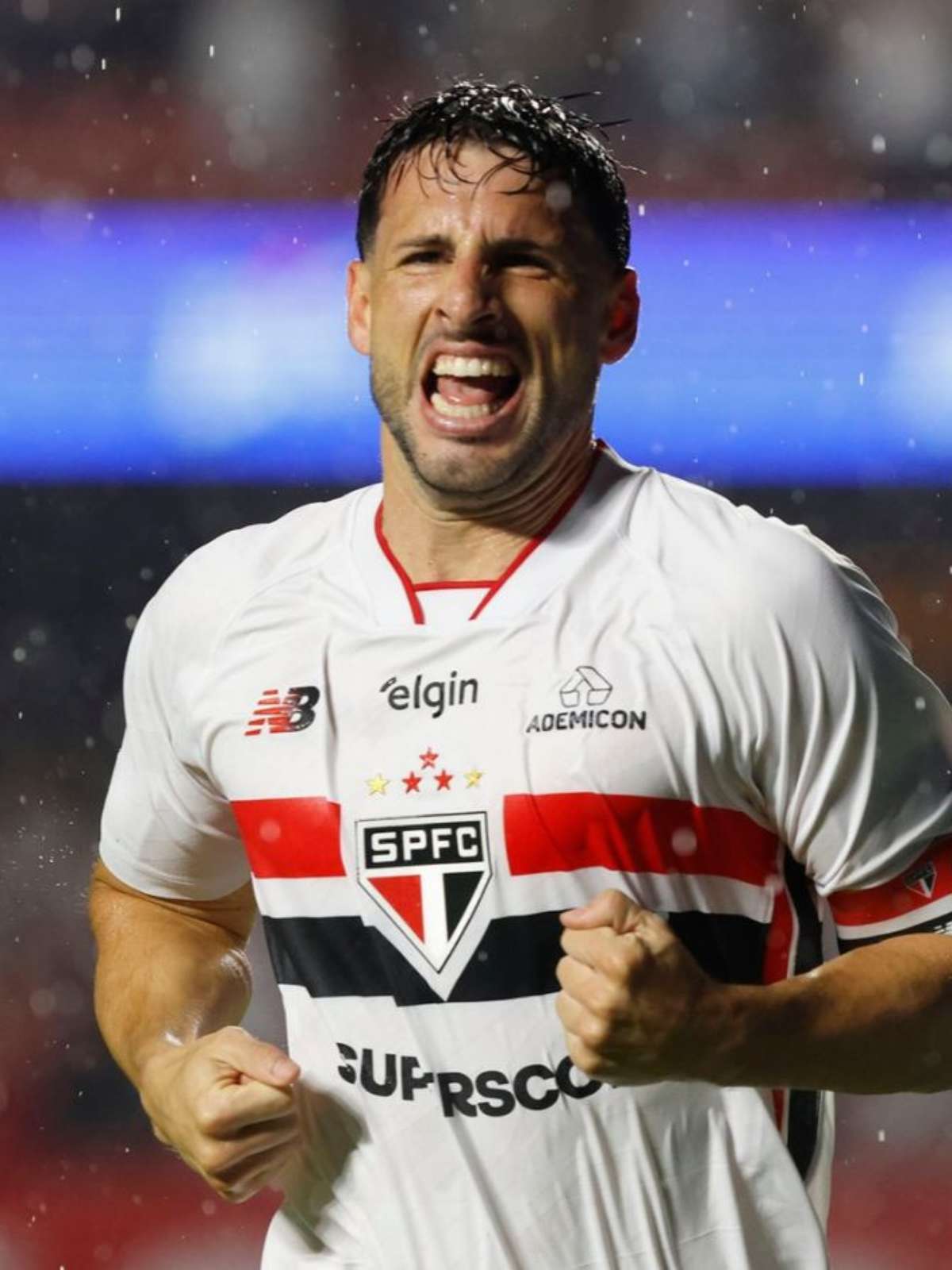 Jonathan Calleri decide, e São Paulo encerra sequência negativa no Brasileirão